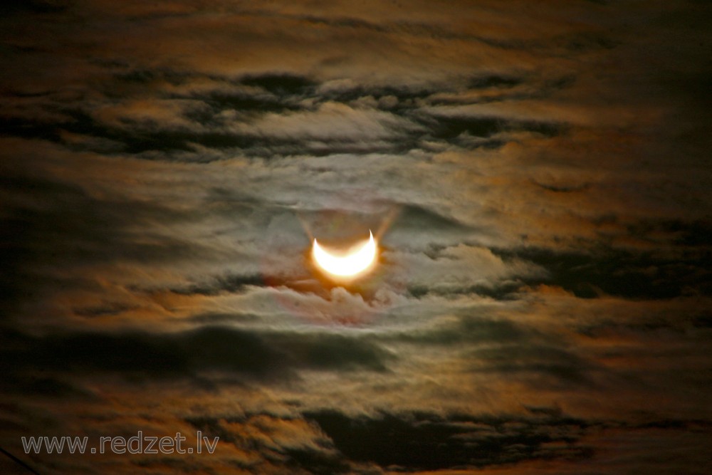 Solar eclipse