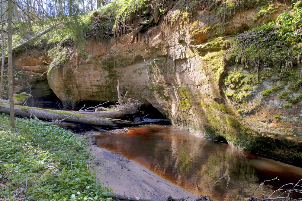 Lorumupes smilšakmens atsegumi