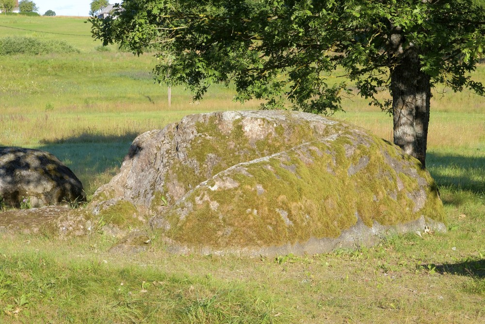 Daviņu lielais akmens