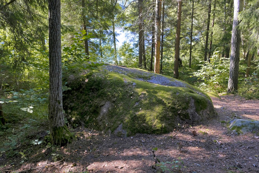 Bānūžu velnakmens