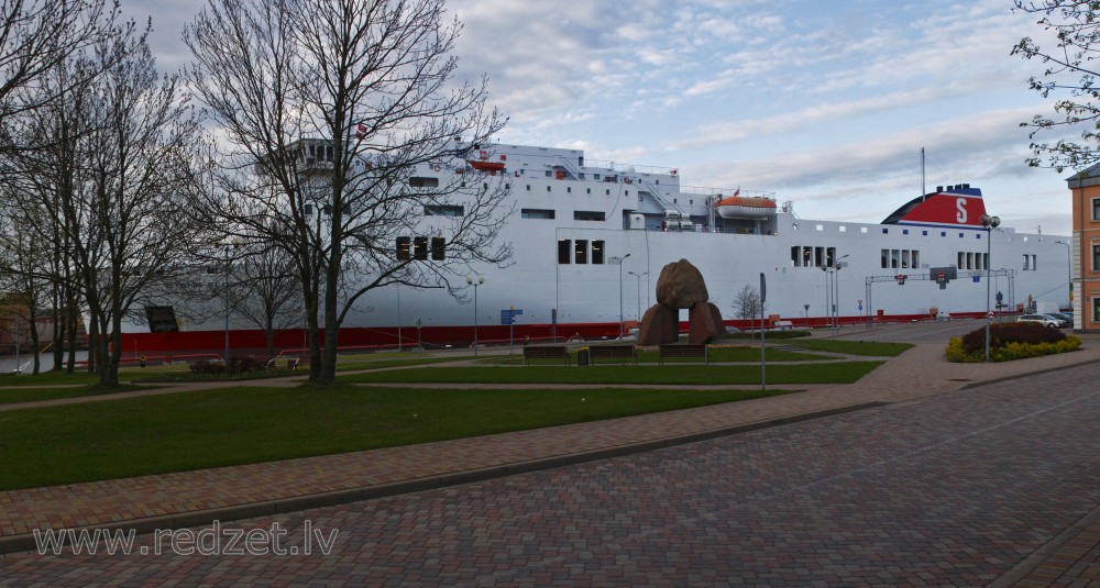 Kuģis "STENA FLAVIA"