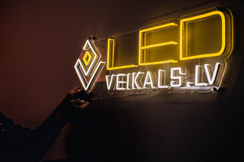 LED logo izgatavošana, Talsi