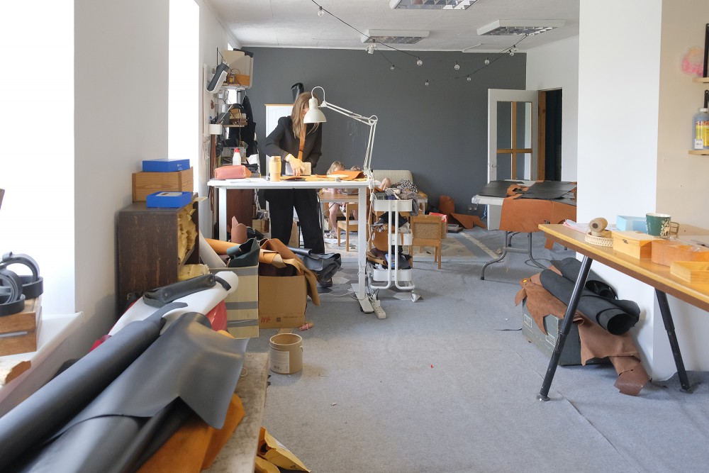 Dabīgās ādas izstrādājumi, Talsi Dabīgās ādas izstrādājumi, Talsi