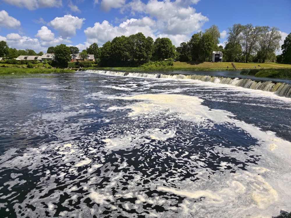 Ventas rumba, vējā saputojies ūdens