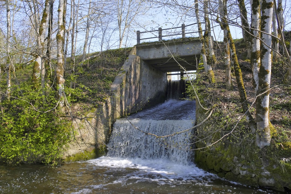 Embūte Mill Waterfall
