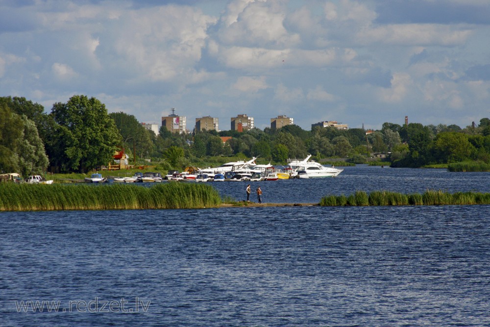 Kojusalas grāvis Rīgā
