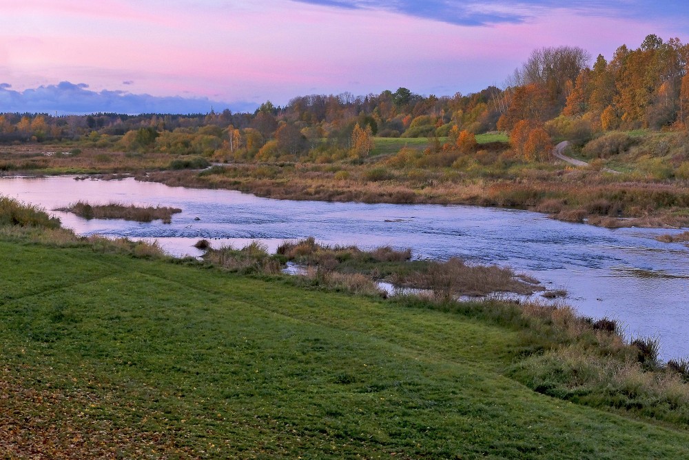 Ventas vakara ainava pie Kuldīgas rudenī Ventas vakara ainava pie Kuldīgas rudenī