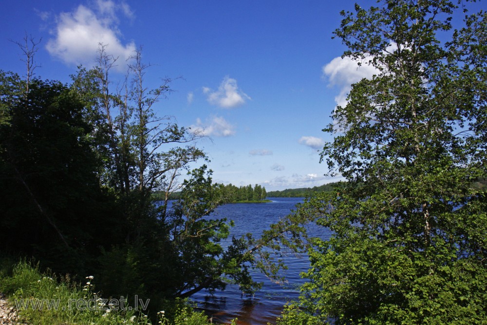 Daugava netālu aiz Jaunjelgavas