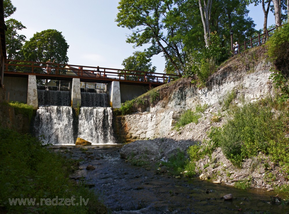 Aleksupīte (Alekšupīte) Waterfall, Latvia