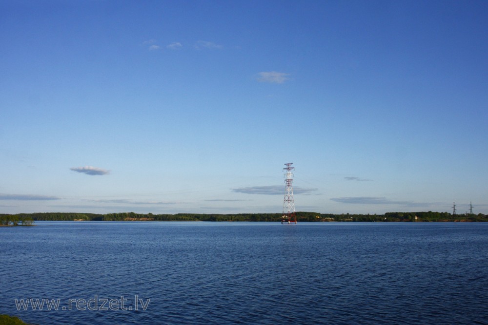 Daugava pie Rīgas HES