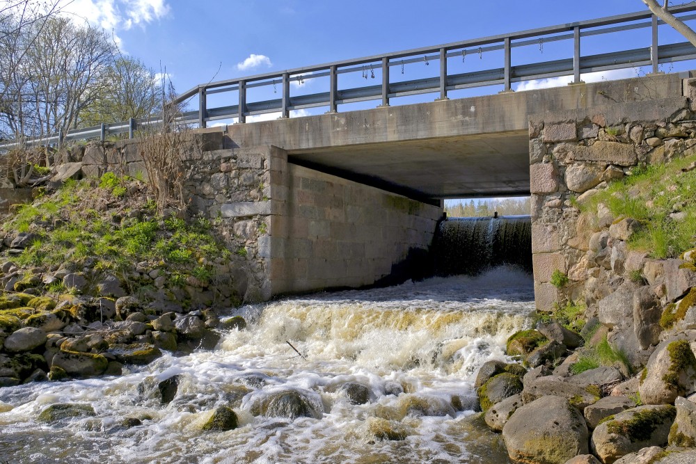 Dārtes ezera slūžas Dārtes ezera slūžas