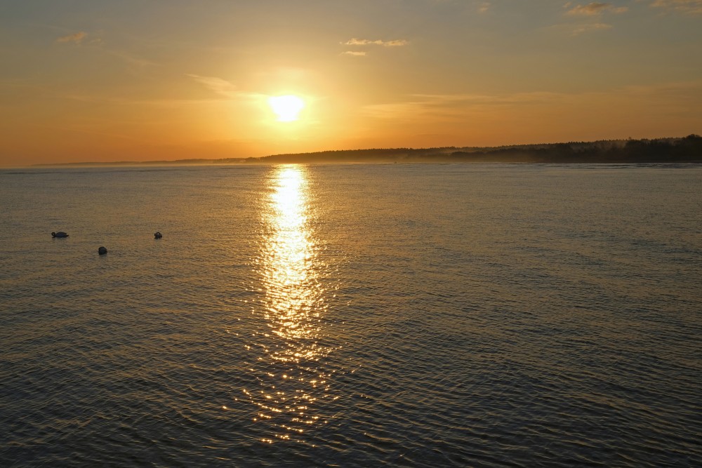 Saullēkta foto no Pāvilostas mola