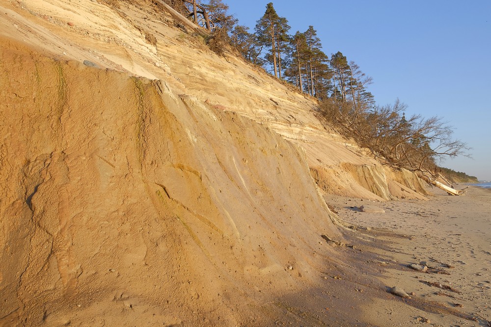 The steep bank between Staldzene and Liepene