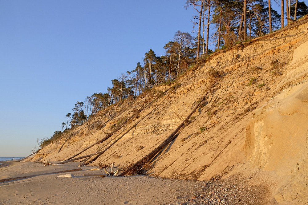The steep bank between Staldzene and Liepene