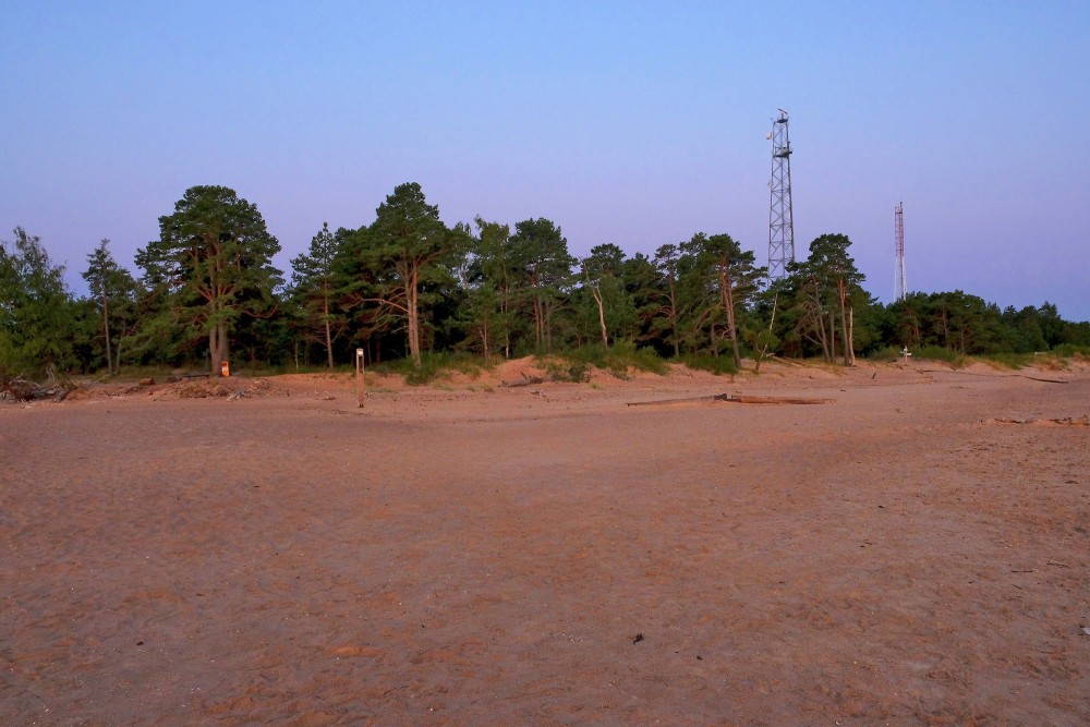 Kolkasraga pludmale pirms saullēkta