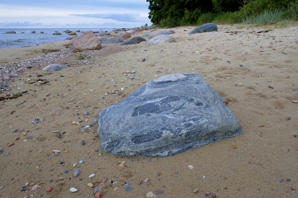 Kaltenes akmeņainā jūrmala