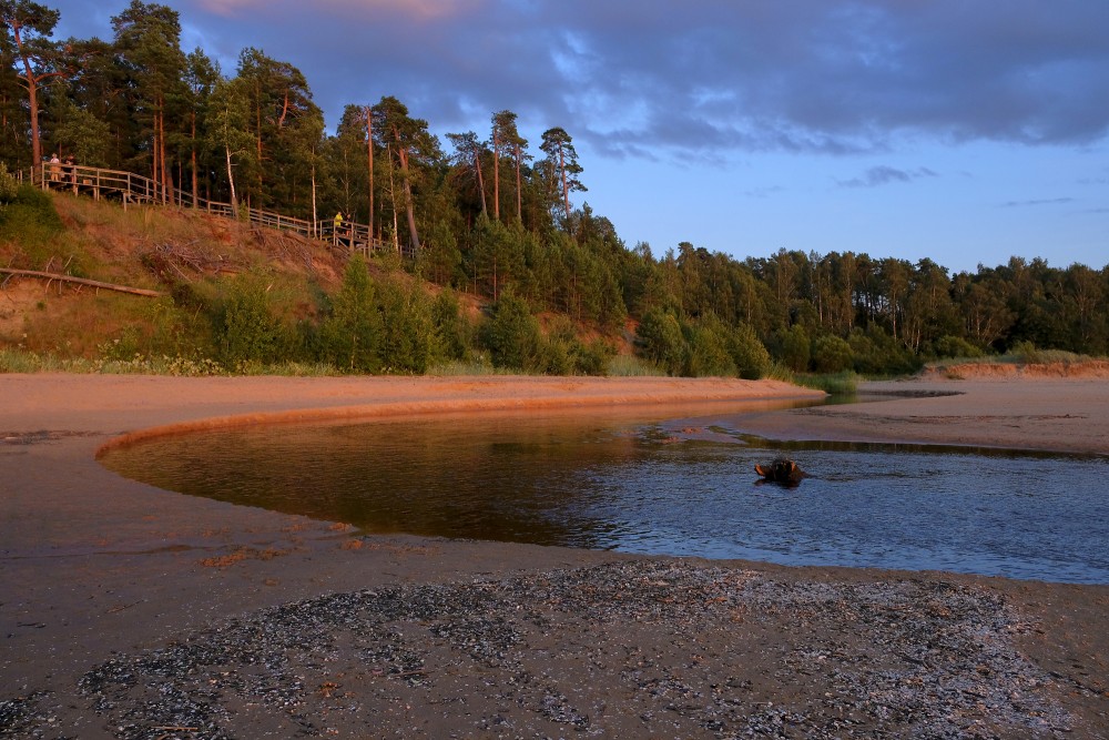 Inčupe River Flows into the Sea, White dune in Saulkrasti