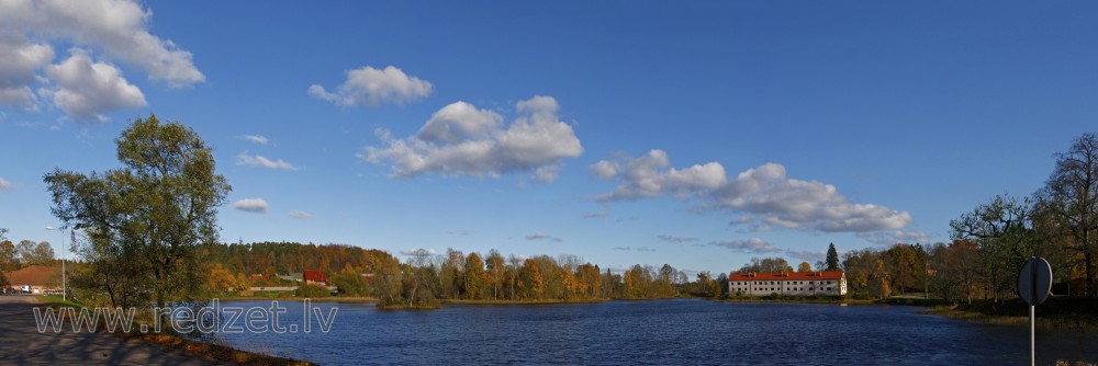 Ēdoles dzirnavezera panorāma