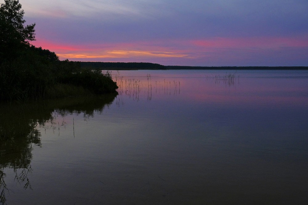 Sunset in Būšnieku lake