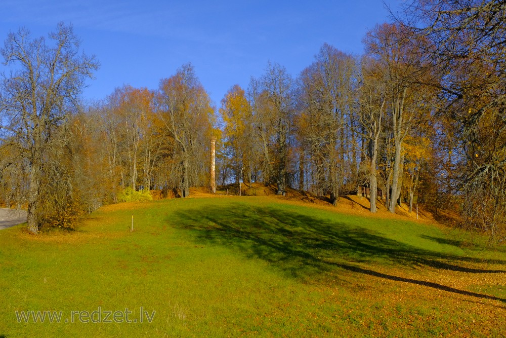 Korneti Manor Ruins