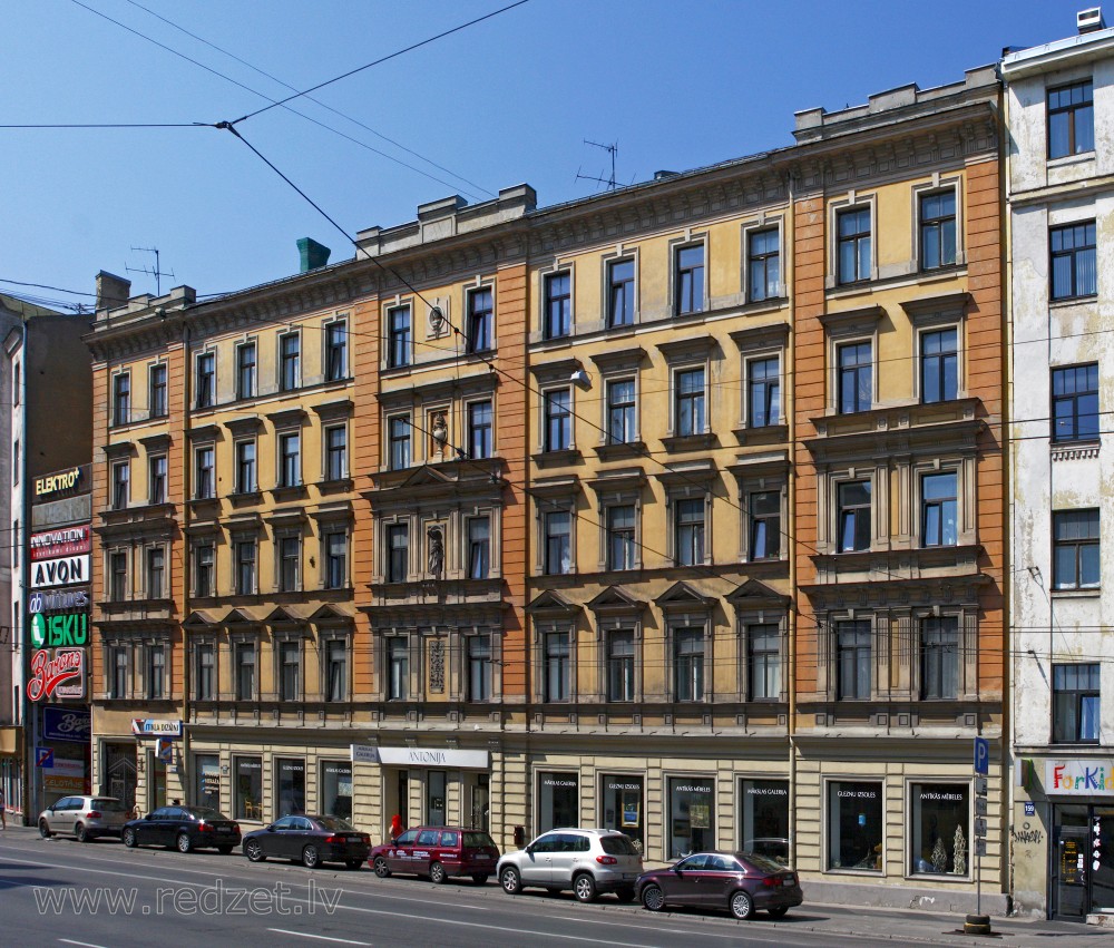 Rīga, Brīvības iela 157