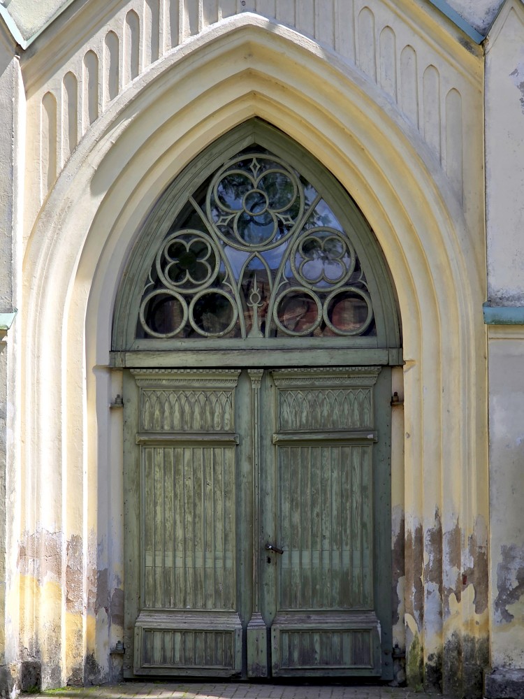 Kuldīgas Sv. Katrīnas baznīcas centrālais portāls