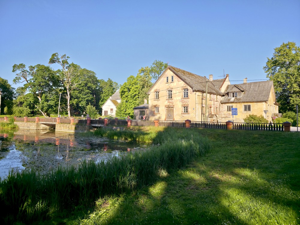 Cīravas ūdensdzirnavas