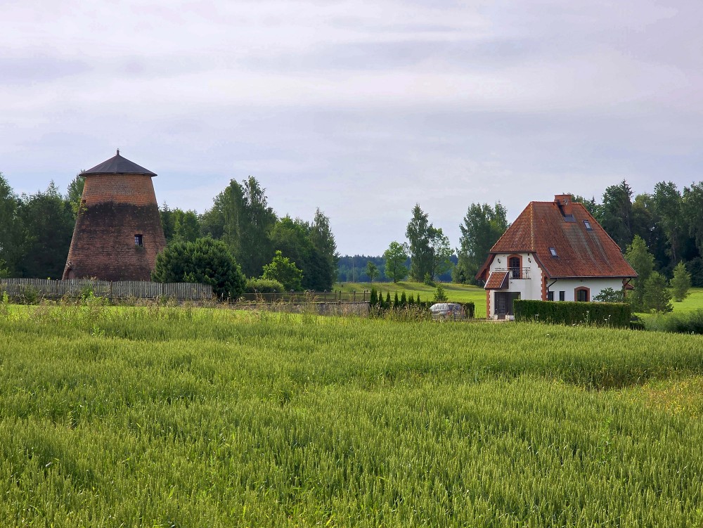 Kāravu vējdzirnavas