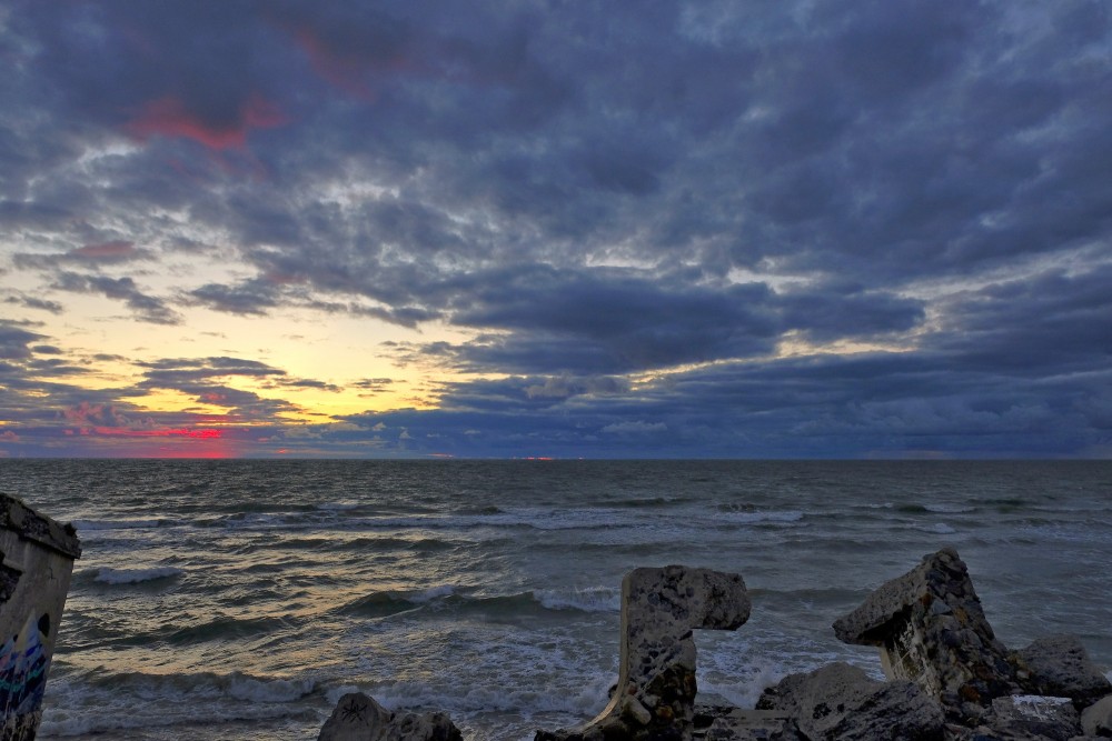 Ziemeļu forti pēc saulrieta (Liepāja) Ziemeļu forti pēc saulrieta (Liepāja)