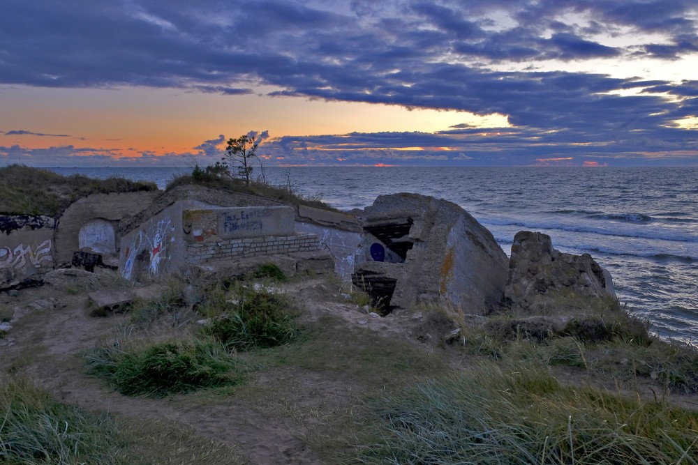 Ziemeļu forti pēc saulrieta (Liepāja)
