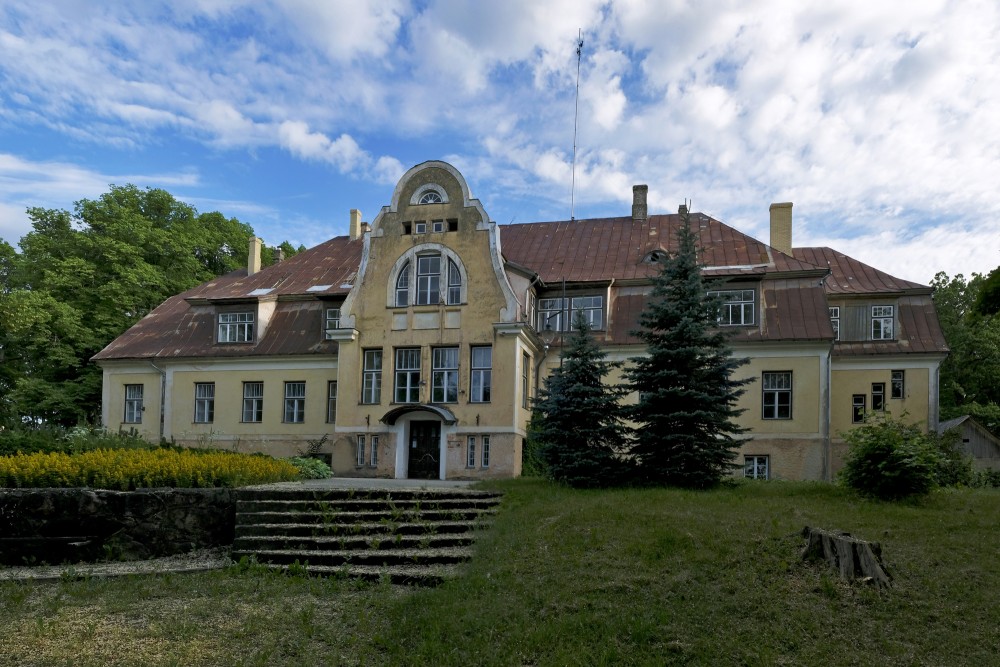 Vecbebri  Manor House