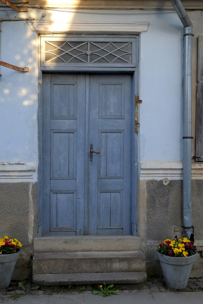 Wooden door, Old Town of Kuldīga, Rumbas street 3
