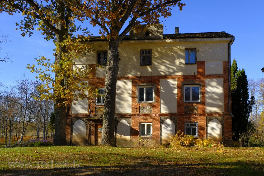 Dzērbene Manor Building, Latvia