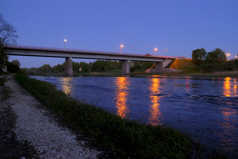 Bridge over the Mūsa River at night (Bauska)