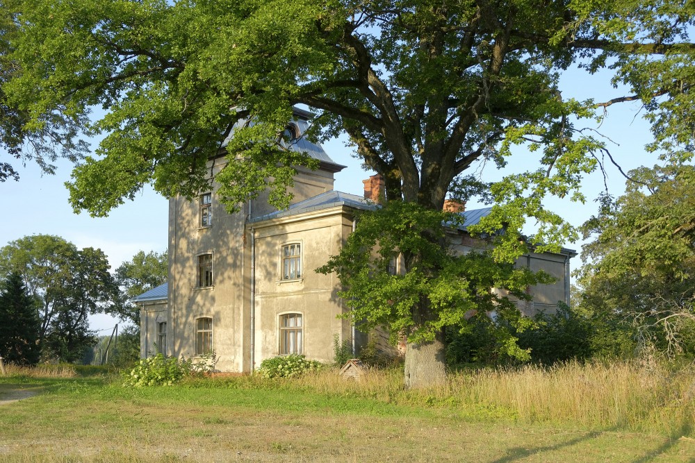 Veismaņu muižas kungu māja Veismaņu muižas kungu māja