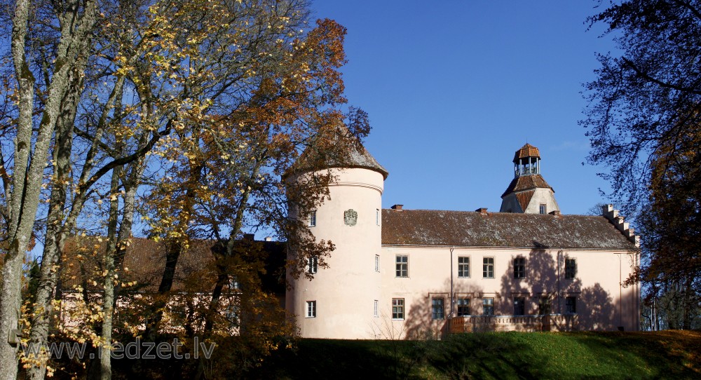 Ēdoles viduslaiku pils