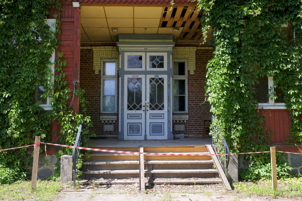 Entrance Portal of the Vīķi Manor Castle