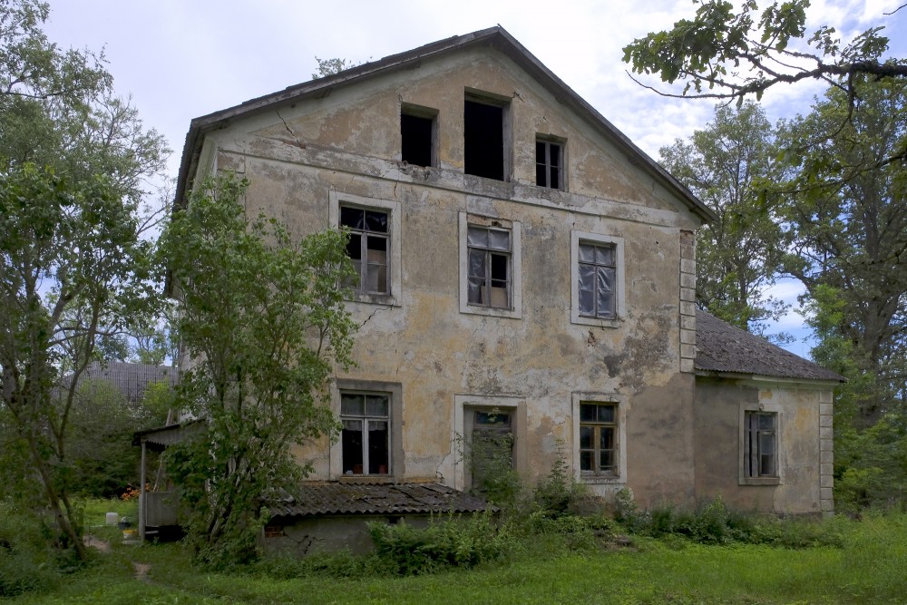 Naglene (Nagliene) Manor