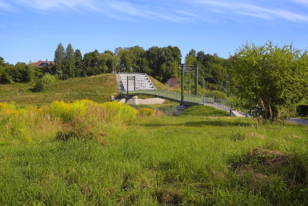 Gājēju tilts pār Mūsas upi Bauskā