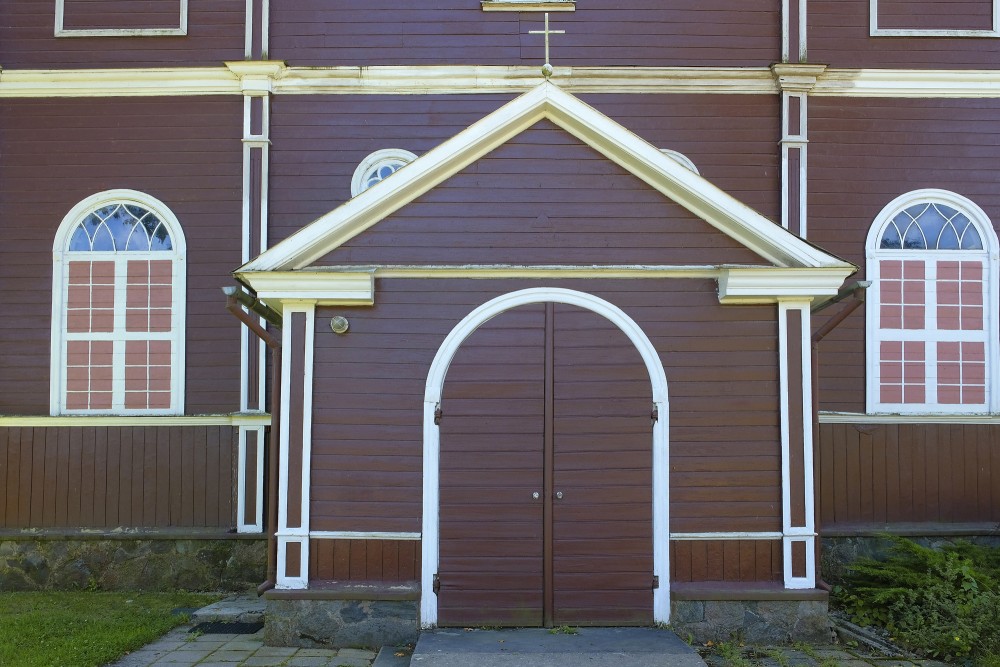 Brunavas baznīcas ieejas portāls