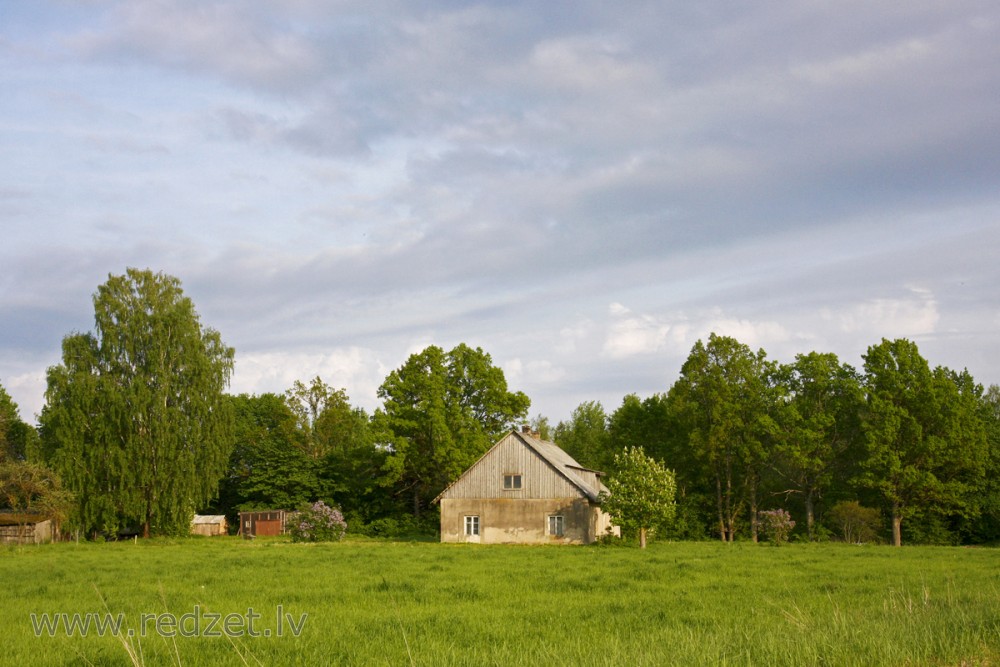 Lauku māja