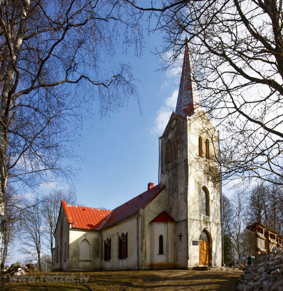 Aizkraukles vecā luterāņu baznīca