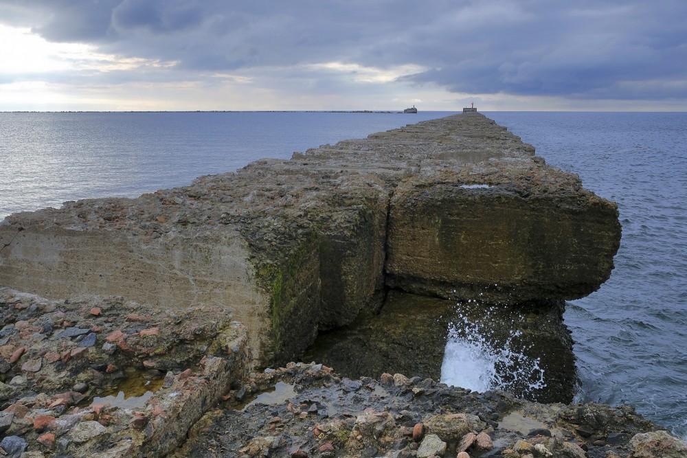 Liepaja northern breakwater