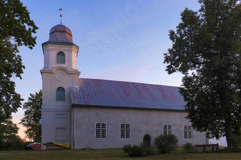 Madlienas luterāņu baznīca