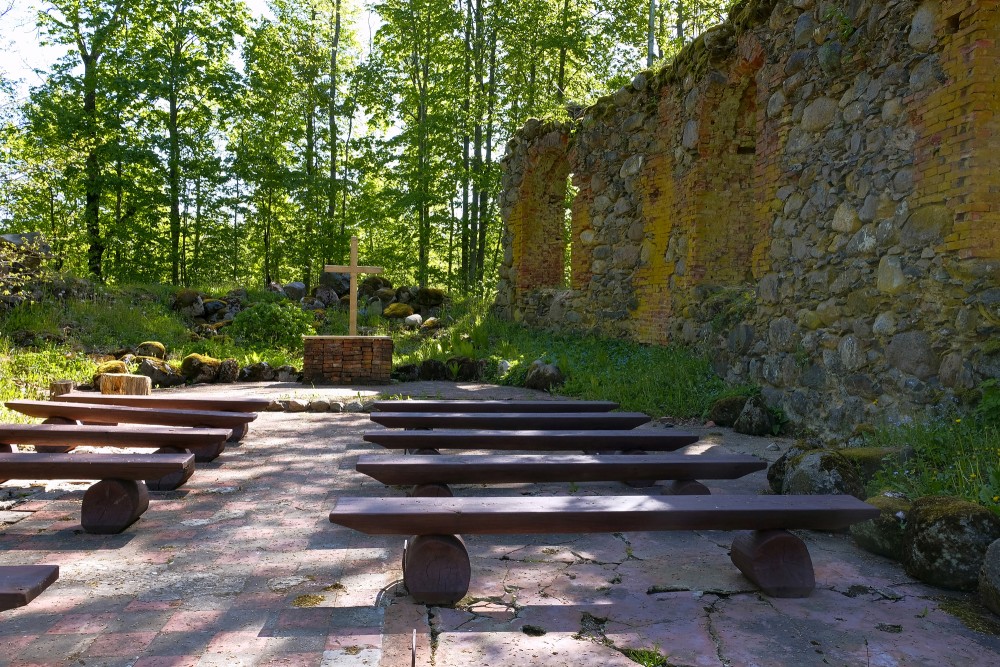 Zvārde Church Ruins