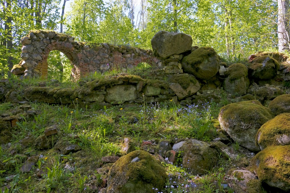 Zvārde Church Ruins