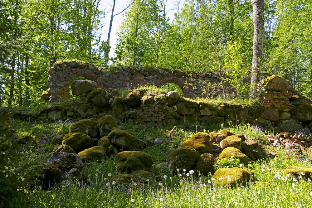 Zvārde Church Ruins