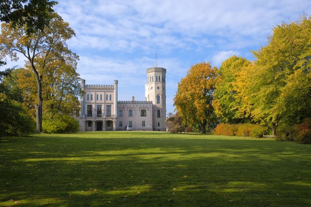 Skats uz Vecauces pili Skats uz Vecauces pili