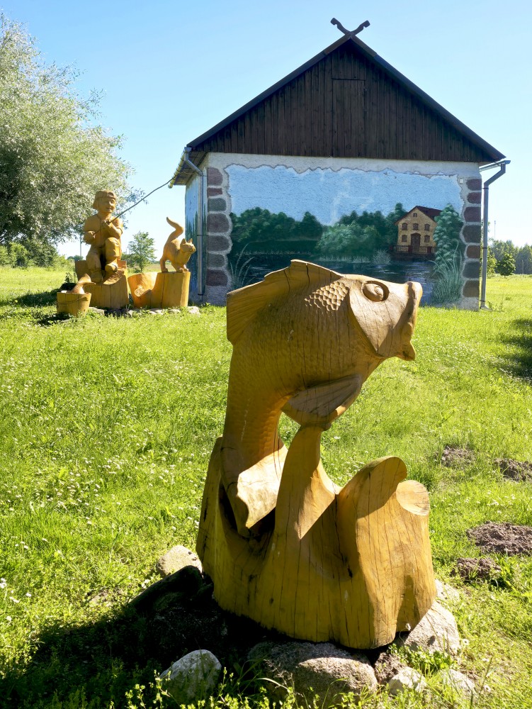 Koka skulptūra Sienāžu parkā, Cīrava