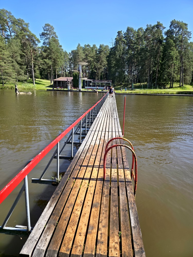 Kandavas stadiona āra peldbaseins